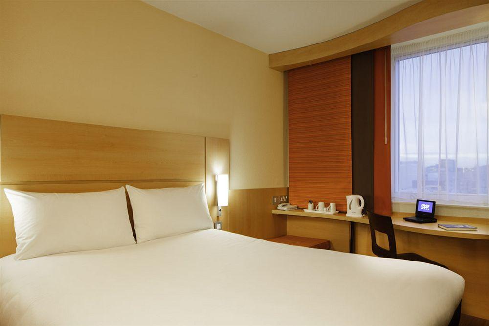 Ibis Глостър Екстериор снимка